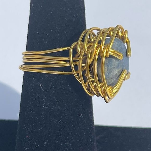 BLUE AVENTURINE QUARTZ ADJUSTABLE WIREWRAPPED CHUNKY GEMSTONE RING - Picture 5 of 16